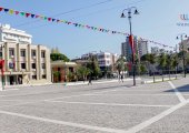 Pedestrian space in front of Municipality